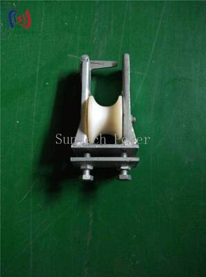 Swerve Stringing Block with Nylon Guide Sheave Steel Support Frame for Direction Change Guiding in Transmission Line Construction