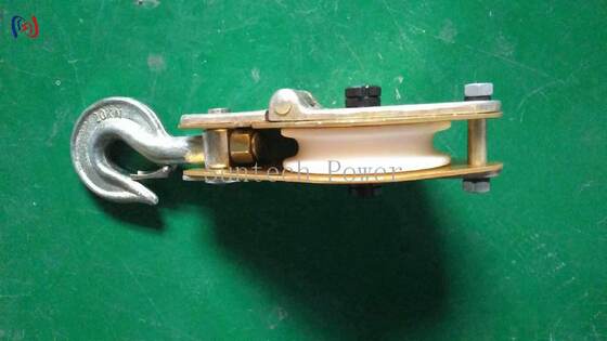 Nylon Sheave Hoisting Tackle with Steel Side Plate Frame and Hook Suspension for Power Construction