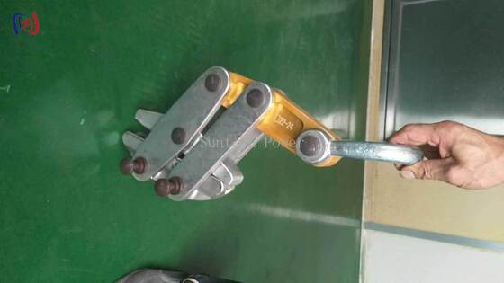 Anti Twist Steel Rope Gripper with Strong Mechanical Clamping and Durable Steel Construction for Transmission Line Stringing