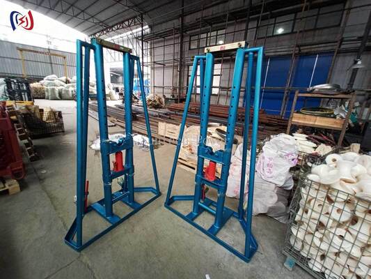 Hydraulic Cable Reel Stand with 50-300KN Rated Load for 2400-5000mm Diameter Reels and Hydraulic Powered Lifting